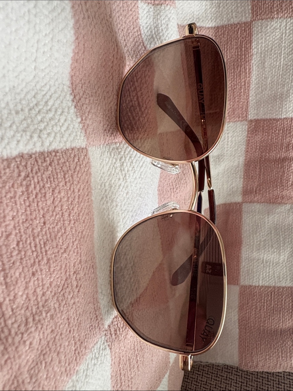 Quay Australia Gold Frame Pink Lens Sunglasses NWOT